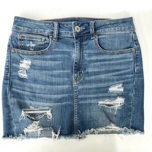 American Eagle High Rise Jean Mini Skirt Sz 6 Distressed Denim Raw Hem Stretch